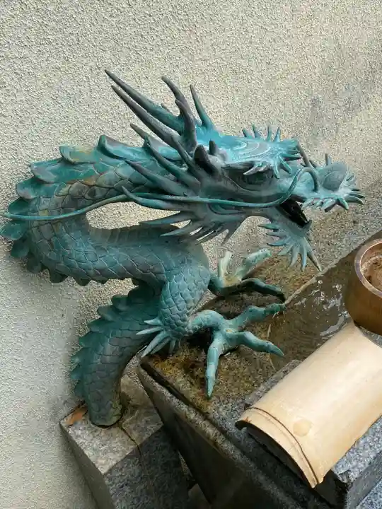 長興院の手水舎