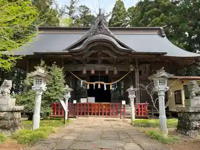 涼ケ岡八幡神社の本殿・本堂