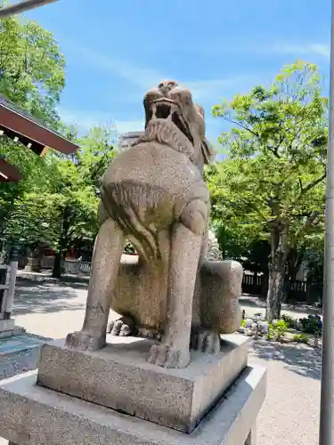 三社神社の狛犬