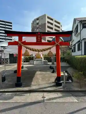 津島社(日吉神社境外社)の鳥居