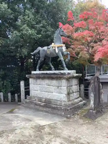 八劔神社（大森）の狛犬