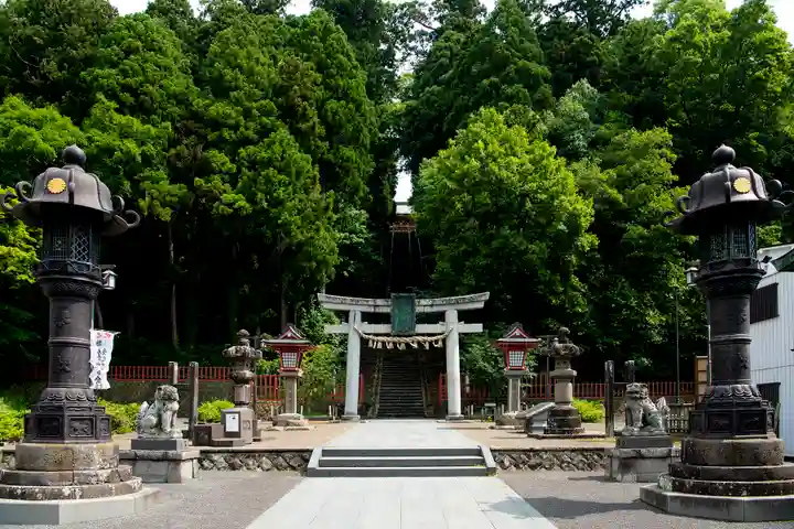 志波彦神社・鹽竈神社の鳥居
