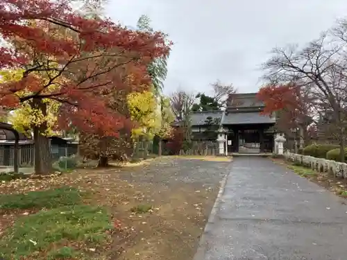 西勝院の山門・神門