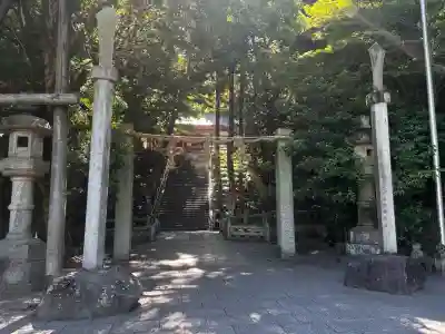 枚岡神社の{uncategorized: "未分類", other: "その他", undefined: "問題あり", building: "その他建物", grave: "お墓", sacred_gate: "鳥居", guardian: "狛犬", statue: "像", buddha: "仏像", history: "歴史", nature: "自然", garden: "庭園", animal: "動物", pagoda: "塔", temizu: "手水舎", mountain_gate: "山門・神門", sanctuary: "本殿・本堂", subordinate: "末社・摂社", art: "芸術", scenery: "景色", jizo: "地蔵", ema: "絵馬", goshuin: "御朱印", omikuji: "おみくじ", items: "授与品その他", amulet: "お守り", goshuincho: "御朱印帳", eats: "食事", festival: "お祭り", votive_dance: "神楽", shichigosan: "七五三参", wedding: "結婚式", experience: "体験その他", initially: "初詣", around: "周辺", anti_infection: "感染症対策"}