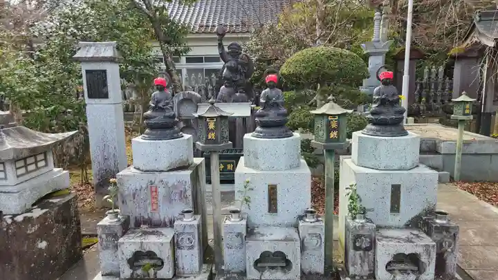龍宝寺の地蔵
