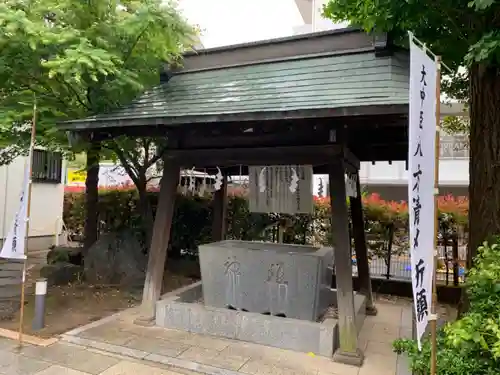 桜神宮の手水舎