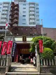 笠間稲荷神社 東京別社の鳥居