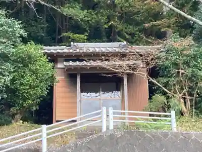 日蓮上人遺跡経塚堂(夕日のお堂)(千葉県)