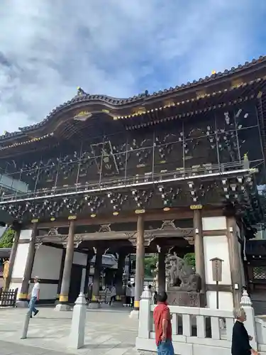 成田山新勝寺の山門・神門