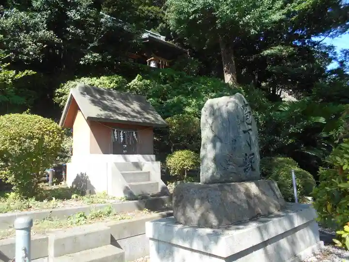 走水神社の末社・摂社