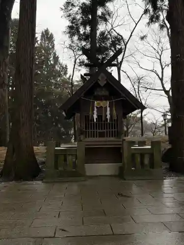 秋宮恵比寿社の{uncategorized: "未分類", other: "その他", undefined: "問題あり", building: "その他建物", grave: "お墓", sacred_gate: "鳥居", guardian: "狛犬", statue: "像", buddha: "仏像", history: "歴史", nature: "自然", garden: "庭園", animal: "動物", pagoda: "塔", temizu: "手水舎", mountain_gate: "山門・神門", sanctuary: "本殿・本堂", subordinate: "末社・摂社", art: "芸術", scenery: "景色", jizo: "地蔵", ema: "絵馬", goshuin: "御朱印", omikuji: "おみくじ", items: "授与品その他", amulet: "お守り", goshuincho: "御朱印帳", eats: "食事", festival: "お祭り", votive_dance: "神楽", shichigosan: "七五三参", wedding: "結婚式", experience: "体験その他", initially: "初詣", around: "周辺", anti_infection: "感染症対策"}