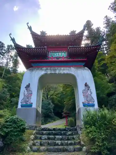 鳥居観音の山門・神門