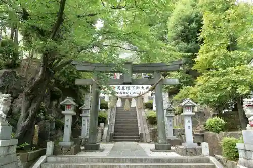 師岡熊野神社の鳥居