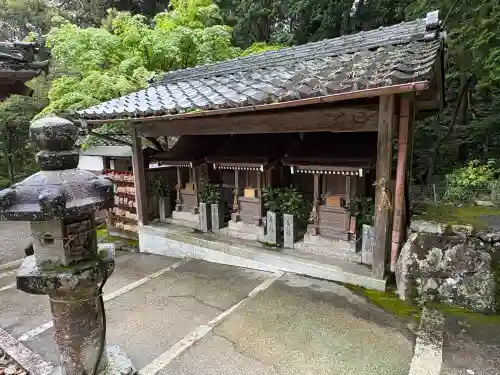 天之御中主尊神社の{uncategorized: "未分類", other: "その他", undefined: "問題あり", building: "その他建物", grave: "お墓", sacred_gate: "鳥居", guardian: "狛犬", statue: "像", buddha: "仏像", history: "歴史", nature: "自然", garden: "庭園", animal: "動物", pagoda: "塔", temizu: "手水舎", mountain_gate: "山門・神門", sanctuary: "本殿・本堂", subordinate: "末社・摂社", art: "芸術", scenery: "景色", jizo: "地蔵", ema: "絵馬", goshuin: "御朱印", omikuji: "おみくじ", items: "授与品その他", amulet: "お守り", goshuincho: "御朱印帳", eats: "食事", festival: "お祭り", votive_dance: "神楽", shichigosan: "七五三参", wedding: "結婚式", experience: "体験その他", initially: "初詣", around: "周辺", anti_infection: "感染症対策"}