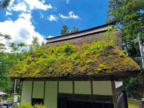 中社五斎神社の本殿