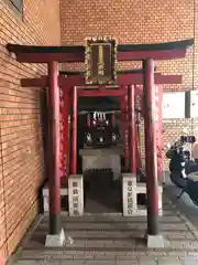 演舞場稲荷大明神の本殿