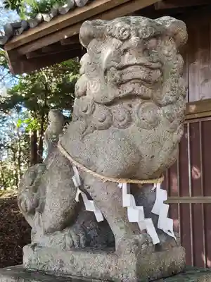 三輪神社の狛犬