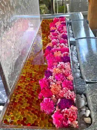 宮地嶽神社の手水舎