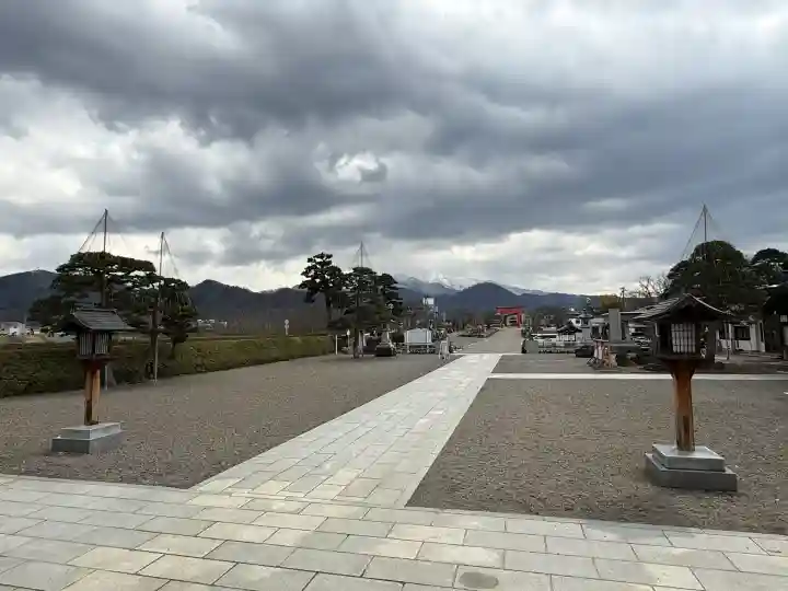 山形縣護國神社の{uncategorized: "未分類", other: "その他", undefined: "問題あり", building: "その他建物", grave: "お墓", sacred_gate: "鳥居", guardian: "狛犬", statue: "像", buddha: "仏像", history: "歴史", nature: "自然", garden: "庭園", animal: "動物", pagoda: "塔", temizu: "手水舎", mountain_gate: "山門・神門", sanctuary: "本殿・本堂", subordinate: "末社・摂社", art: "芸術", scenery: "景色", jizo: "地蔵", ema: "絵馬", goshuin: "御朱印", omikuji: "おみくじ", items: "授与品その他", amulet: "お守り", goshuincho: "御朱印帳", eats: "食事", festival: "お祭り", votive_dance: "神楽", shichigosan: "七五三参", wedding: "結婚式", experience: "体験その他", initially: "初詣", around: "周辺", anti_infection: "感染症対策"}