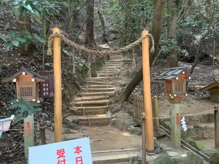 狭井坐大神荒魂神社(狭井神社)(奈良県)