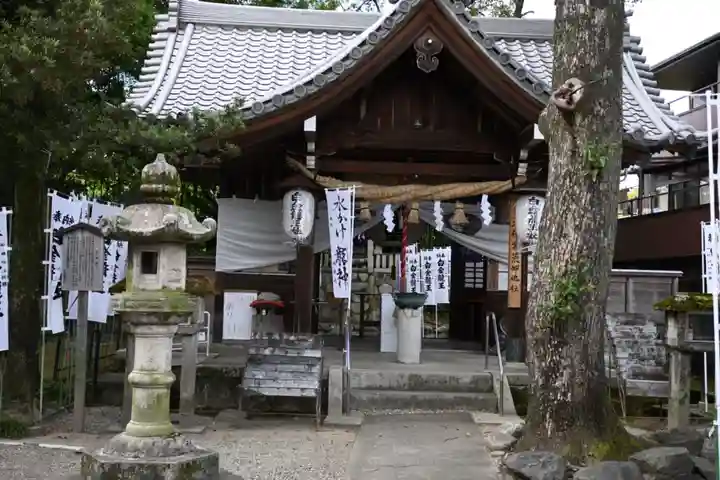 白金龍王社の本殿・本堂