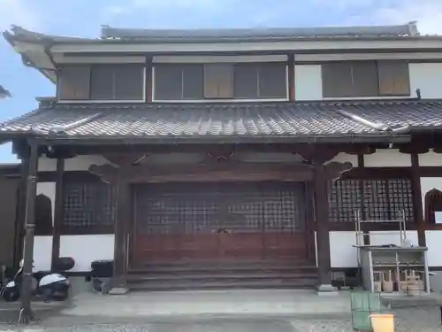 観音寺の本殿・本堂