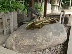 白山神社の手水