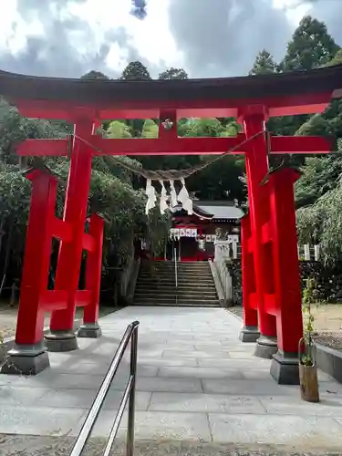 小川諏訪神社の鳥居