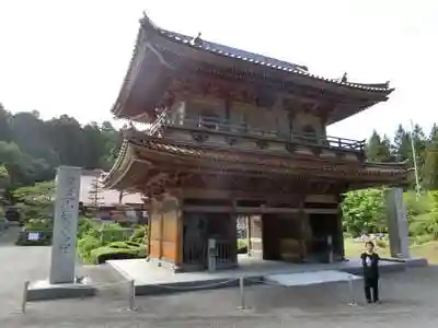 龍文寺の山門
