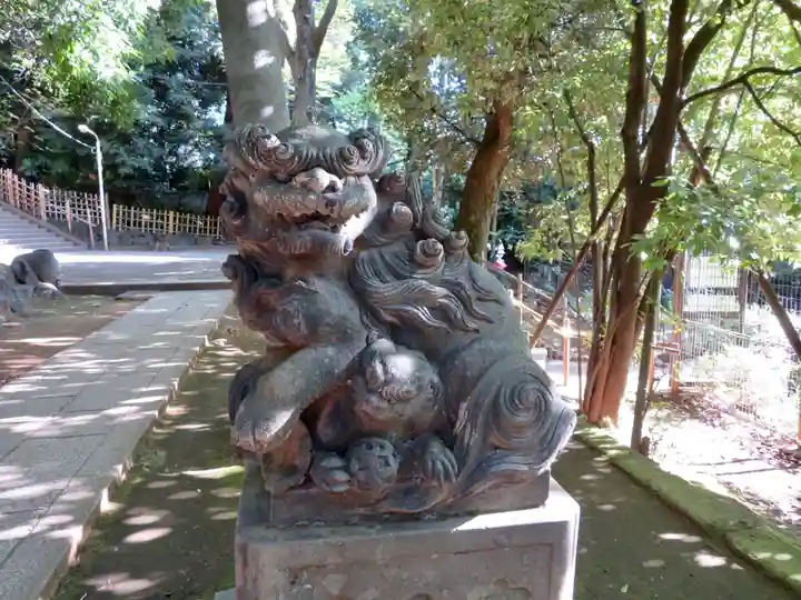 渋谷氷川神社の狛犬