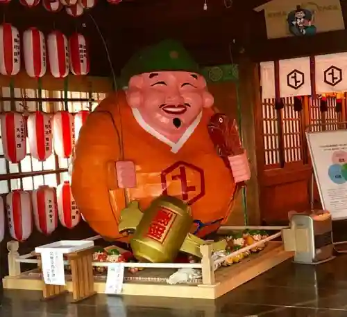 砥鹿神社（里宮）の像