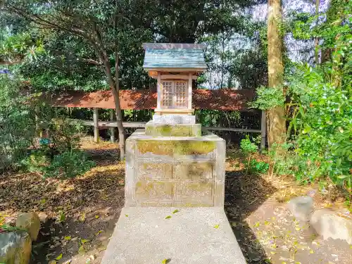 津島社（新右ｴ門新田）の末社