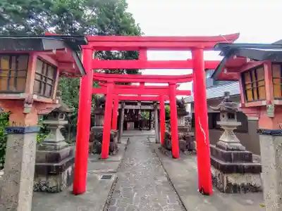 天王坊稲荷神社の鳥居