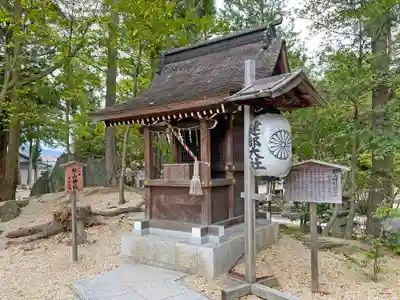 建部大社の末社・摂社