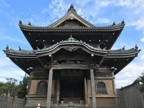 国分寺の本殿・本堂