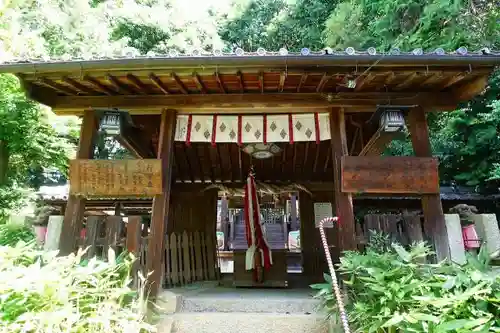 磐手杜神社の本殿