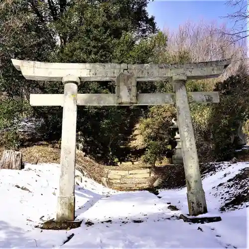 三渡神社の鳥居