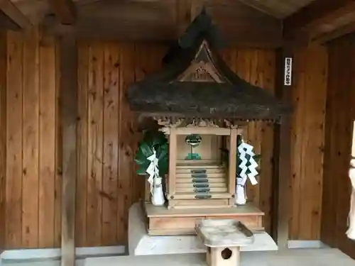 八王子四之室神社の本殿