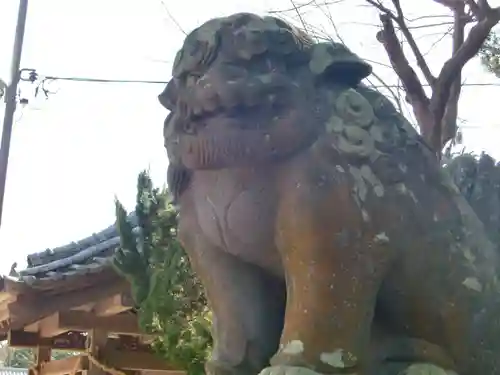 鶴谷八幡宮の狛犬