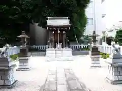 藤森稲荷神社の本殿