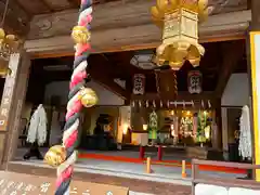 冠纓神社の本殿