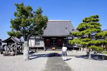 明泉寺の本殿・本堂