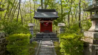 山中諏訪神社の{uncategorized: "未分類", other: "その他", undefined: "問題あり", building: "その他建物", grave: "お墓", sacred_gate: "鳥居", guardian: "狛犬", statue: "像", buddha: "仏像", history: "歴史", nature: "自然", garden: "庭園", animal: "動物", pagoda: "塔", temizu: "手水舎", mountain_gate: "山門・神門", sanctuary: "本殿・本堂", subordinate: "末社・摂社", art: "芸術", scenery: "景色", jizo: "地蔵", ema: "絵馬", goshuin: "御朱印", omikuji: "おみくじ", items: "授与品その他", amulet: "お守り", goshuincho: "御朱印帳", eats: "食事", festival: "お祭り", votive_dance: "神楽", shichigosan: "七五三参", wedding: "結婚式", experience: "体験その他", initially: "初詣", around: "周辺", anti_infection: "感染症対策"}