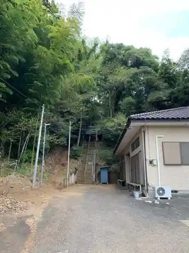 諏訪神社の建物その他