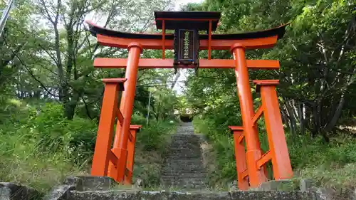 豊秋霧原埜神社の鳥居