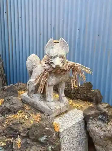 薬師神社の狛犬