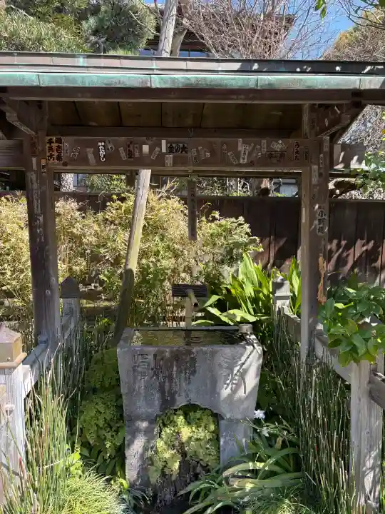 大巧寺の{uncategorized: "未分類", other: "その他", undefined: "問題あり", building: "その他建物", grave: "お墓", sacred_gate: "鳥居", guardian: "狛犬", statue: "像", buddha: "仏像", history: "歴史", nature: "自然", garden: "庭園", animal: "動物", pagoda: "塔", temizu: "手水舎", mountain_gate: "山門・神門", sanctuary: "本殿・本堂", subordinate: "末社・摂社", art: "芸術", scenery: "景色", jizo: "地蔵", ema: "絵馬", goshuin: "御朱印", omikuji: "おみくじ", items: "授与品その他", amulet: "お守り", goshuincho: "御朱印帳", eats: "食事", festival: "お祭り", votive_dance: "神楽", shichigosan: "七五三参", wedding: "結婚式", experience: "体験その他", initially: "初詣", around: "周辺", anti_infection: "感染症対策"}