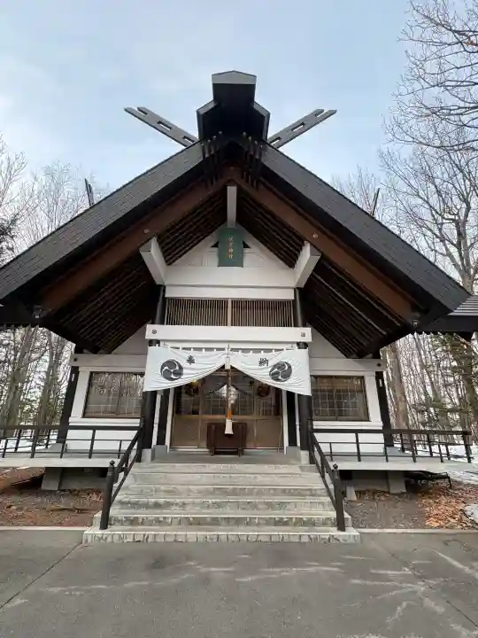 伏古神社の{uncategorized: "未分類", other: "その他", undefined: "問題あり", building: "その他建物", grave: "お墓", sacred_gate: "鳥居", guardian: "狛犬", statue: "像", buddha: "仏像", history: "歴史", nature: "自然", garden: "庭園", animal: "動物", pagoda: "塔", temizu: "手水舎", mountain_gate: "山門・神門", sanctuary: "本殿・本堂", subordinate: "末社・摂社", art: "芸術", scenery: "景色", jizo: "地蔵", ema: "絵馬", goshuin: "御朱印", omikuji: "おみくじ", items: "授与品その他", amulet: "お守り", goshuincho: "御朱印帳", eats: "食事", festival: "お祭り", votive_dance: "神楽", shichigosan: "七五三参", wedding: "結婚式", experience: "体験その他", initially: "初詣", around: "周辺", anti_infection: "感染症対策"}