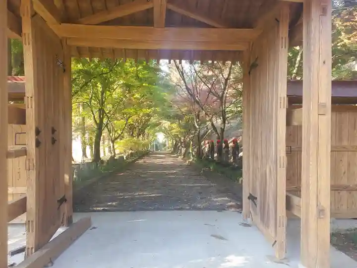 金藏院(聖法寺)の本殿・本堂