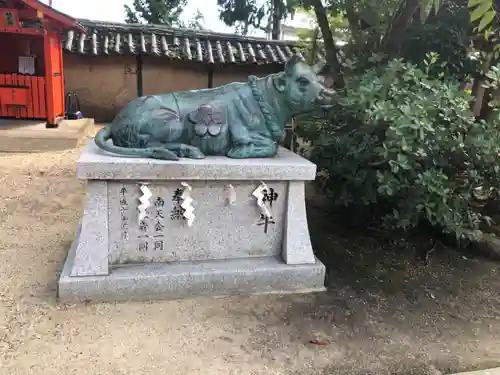 片埜神社の狛犬